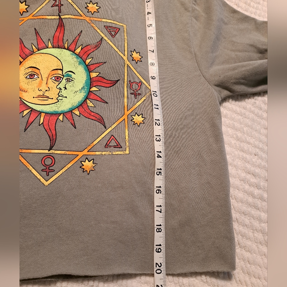 Mighty Fine Cropped Hoodie Size M - Picture 8 of 8